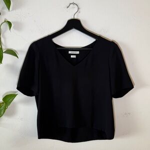 Babaton Aritzia Black Cropped V- Neck Blouse Top - XS